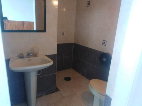 Oficinas En Renta En Zona Centro Con Recepción