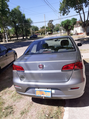 Imagen 7 de 12 de Fiat Siena El 1.6