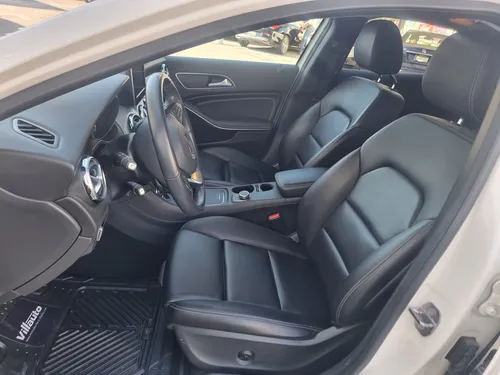 Mercedes-Benz Clase GLA 1.6 200 Cgi Sport At
