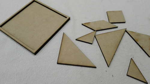 Tangram Juego Didáctico (35 Unidades) - Fibrofácil Con Base
