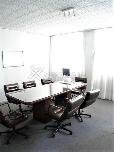 Imagen 7 de 14 de Oficina