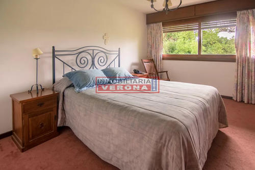 Casa De Gran Tamaño En Zona Del Golf