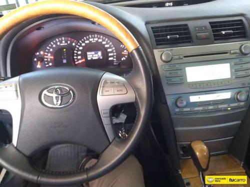 Toyota Camry De Luxe