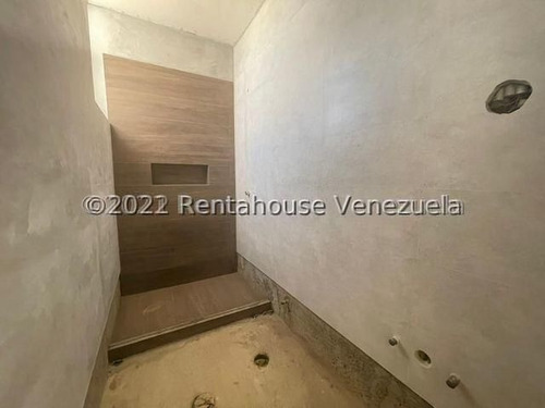 Imagen 10 de 11 de Casa De Gran Diseño Vanguardista, En Plena Construcción. Ubicada En Zarabon-maraven. Propiedad Financiable. #22-15983