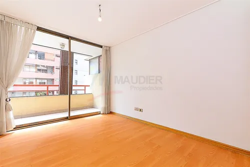Departamento En Arriendo De 3 Dorm. En Las Condes