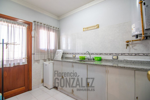 Venta De Casa 5 Ambientes En Mataderos