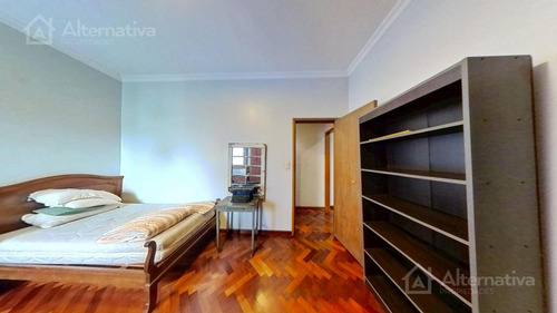 Venta De Departamento En Belgrano R De 5 Ambientes.
