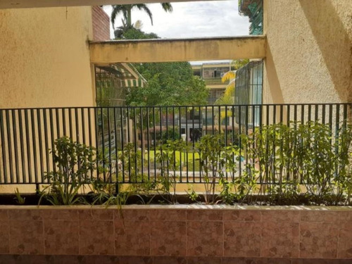 Imagen 13 de 30 de Apartamentos En Venta Agua Viva Cabudare 22-5660 +m