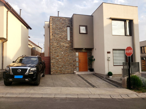 Casa En Arriendo En Cumbres Del Peral