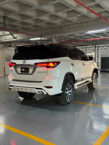 Toyota Fortuner Platinum 2020