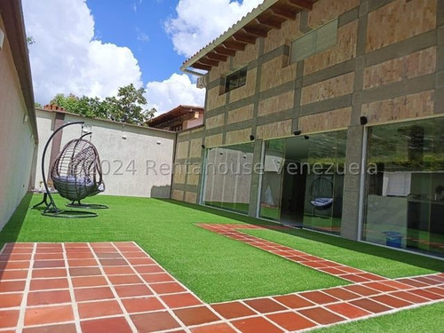 Casa En Venta Santa Paula Remodelada Amoblada Ys1 25-4489