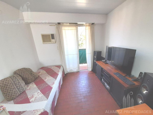 Imagen 3 de 28 de Monoambiente - Castelar Norte - Balcon