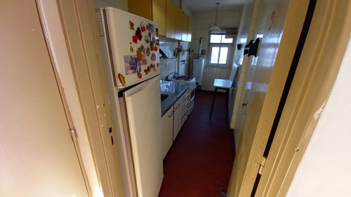 Imagen 4 de 10 de Departamento 2 Ambientes En Venta En La Boca