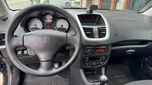 Peugeot 207 1.6 Feline 106cv