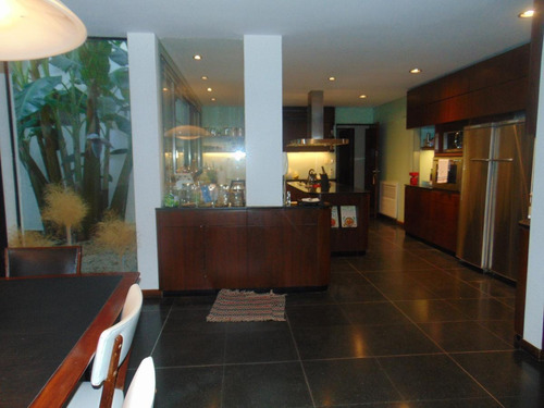 Imagen 18 de 30 de Casa En Venta . 5 Dormitorios- Las Lomas-jockey- Única