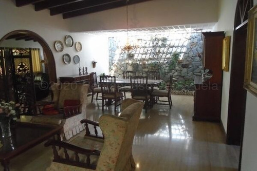 La Tahona #23-12797 Laura Villarroel 04149137088