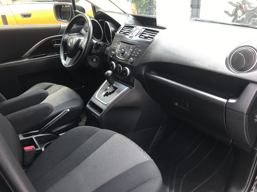 Imagen 10 de 15 de Mazda 5 Sport 2012
