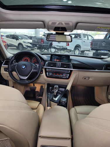 BMW Serie 3 3.0 330i Sedan Sport Line 252cv