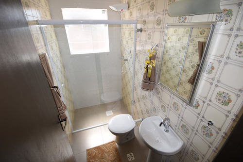 Imagem 13 de 14 de Casa Mobiliada E Com Piscina A Venda Na Praia De Peruíbe