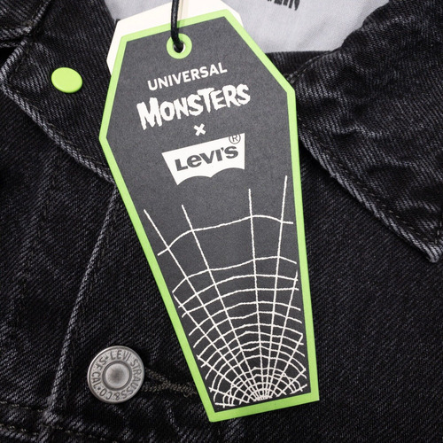 Chamarra Truker Jacker Levis X Universal Monsters 2022