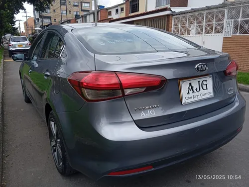 Kia Cerato Pro Sx 2nd Generacion 1.6cc Mt Aa
