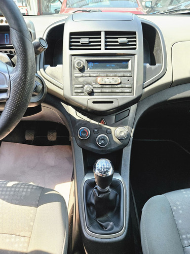 Chevrolet Sonic 1.6 Ls Mt