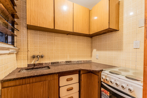 Venta Departamento 2 Ambientes Y 1/2 Balvanera Apto Credito