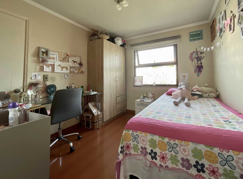 Casa 5 Dorm + Servicio (95981)