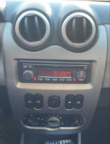 Imagem 7 de 11 de Sandero Privilege 1.6
