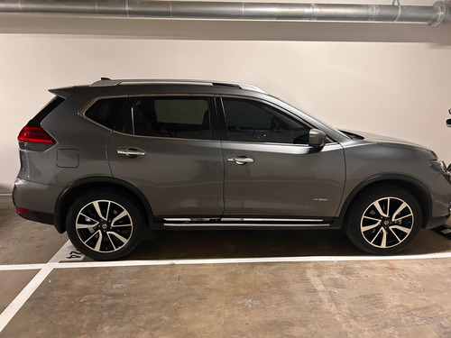 Nissan X-Trail 2.0 Exclusiv 2 Row Hybrid