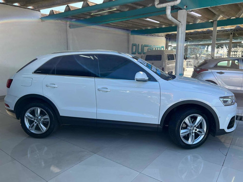 Imagem 3 de 13 de Audi Q3 2018 1.4 Tfsi Ambiente Flex S-tronic 5p