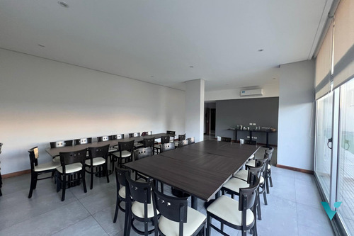 Oficina En Venta En Ituzaingó Norte Edificio Premium