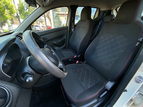 Imagen 10 de 17 de Renault Kwid Zen 1.0 2018