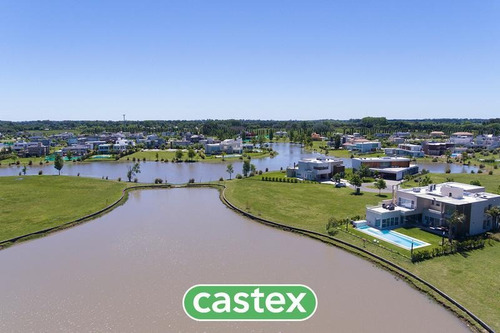 Imagen 25 de 30 de Lote Super Premium Al Lago En Terravista A La Venta