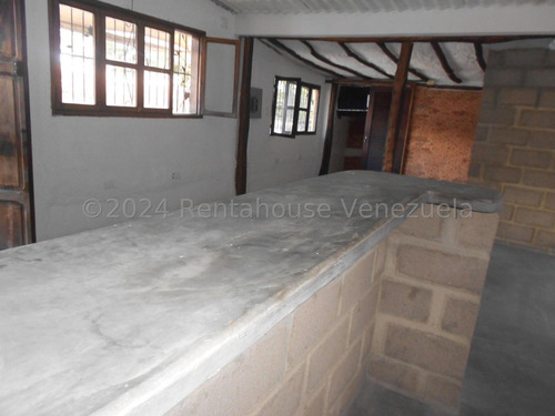 Alquiler De Casa Para Uso Comercial En El Hatillo Cl Mls-25-7804