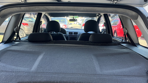 Volkswagen Suran 1.6 Comfortline 101cv