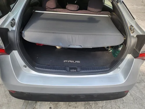Toyota Prius 1.8 Base Cvt