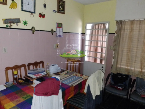 Se Vende Hermosa Y Amplia Casa En Barrio Cerro