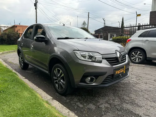 Renault Logan 1.6 Privilege / Intens