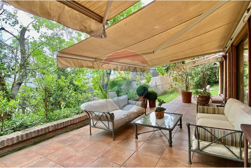Excelente Casa En La Dehesa