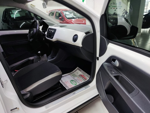 Imagem 10 de 15 de Vw Up! 1.0 Tsi Cross Branco 2017 Flex