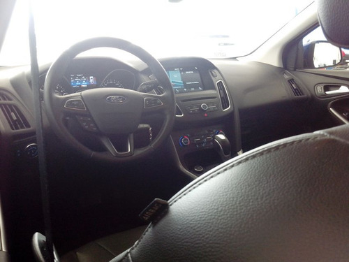 Ford Focus 2.0 Se Plus 2017 Azul Flex