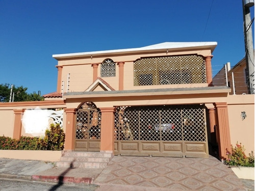 Hermosa Casa En Ciudad Modelo