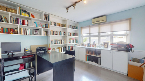 Casa 4 Dormitorios En Venta La Plata Tolosa .