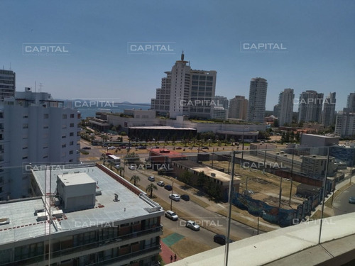 Imagen 19 de 26 de Alquiler Apartamento Tres Dormitorios En Suite Con Dos Cocheras Mansa Punta Del Este - Punta Del Este Mansa