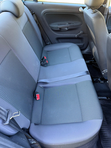 Volkswagen Voyage 1.6 Trenline 101cv