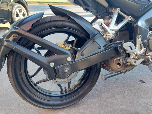 Imagen 10 de 16 de Bajaj Rouser