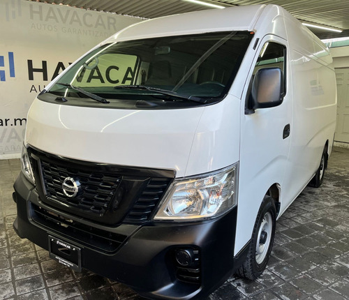 Nissan Urvan 2.5 Panel Amplia Aa Mt