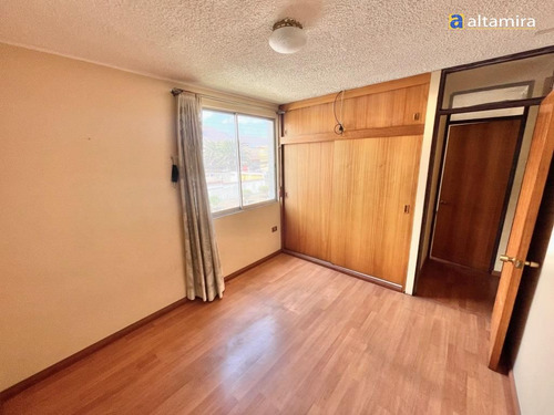 Departamento En Venta De 3 Dorm. En Iquique