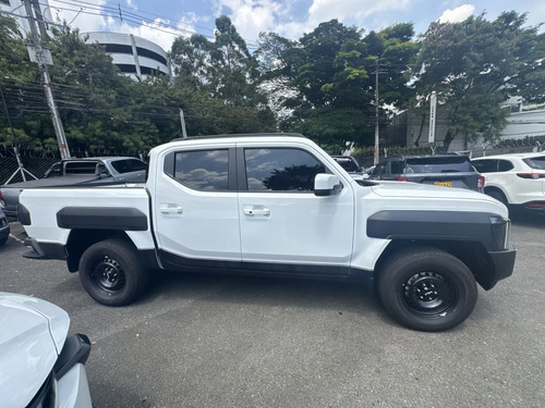 Kia Tasman Desire Mt 2,2l Td 4x4 6ab